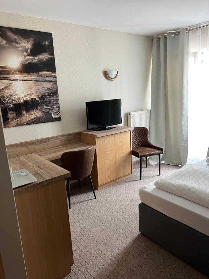 Hotel Aggertal Ґуммерсбах Екстер'єр фото