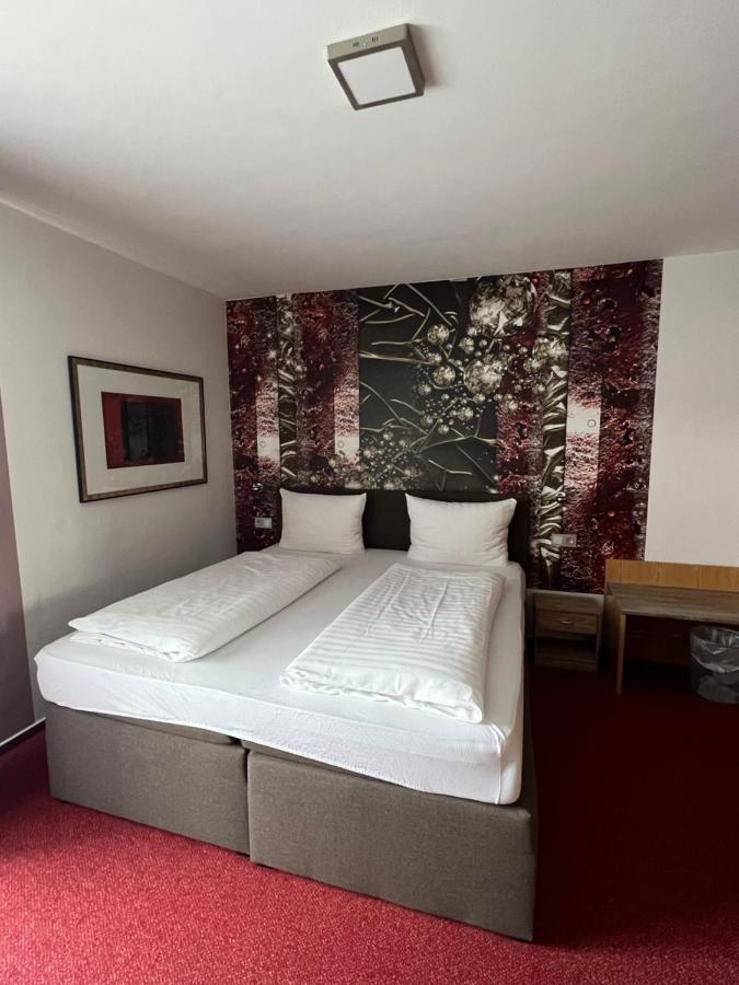 Hotel Aggertal Ґуммерсбах Екстер'єр фото