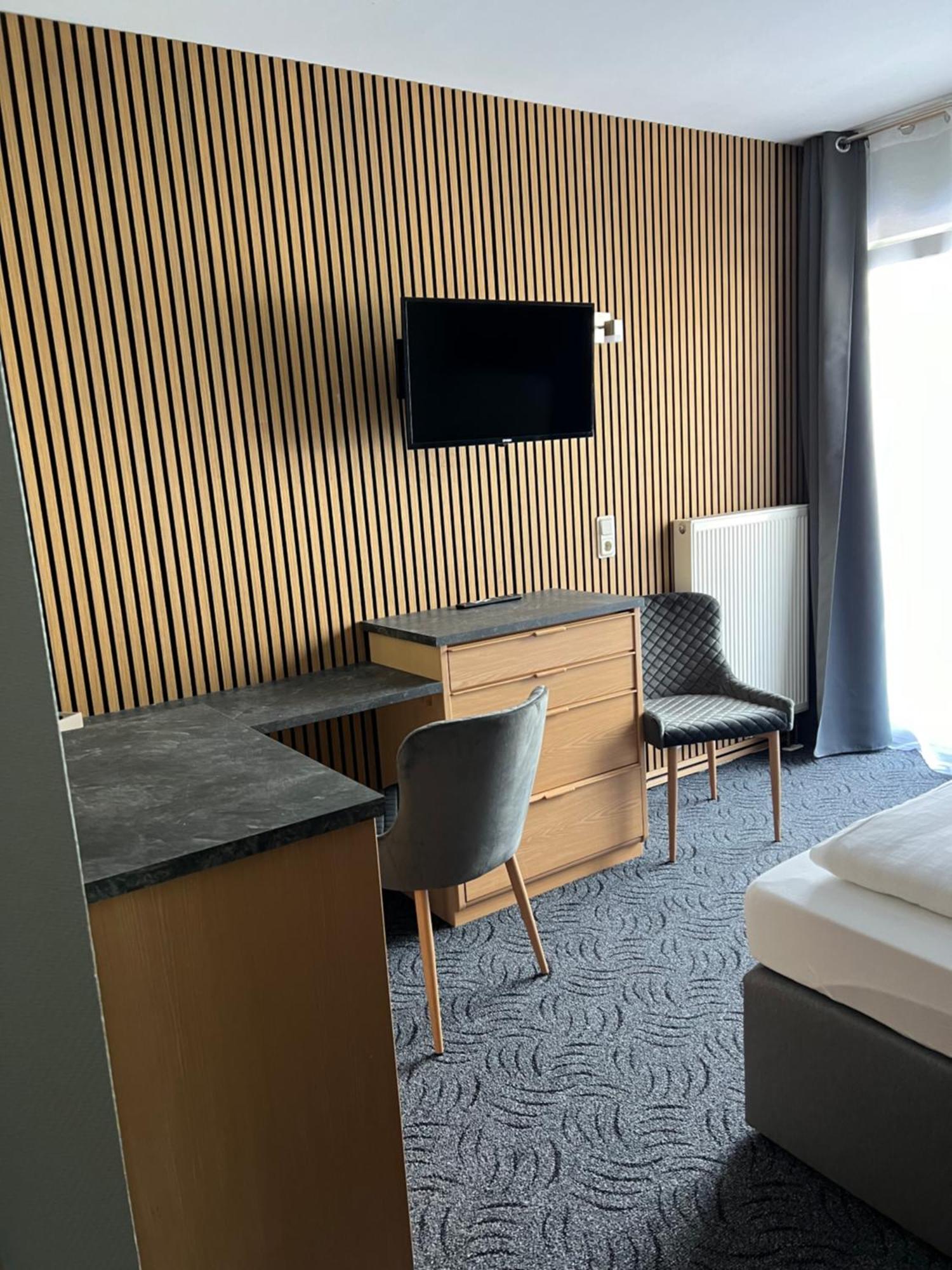 Hotel Aggertal Ґуммерсбах Екстер'єр фото