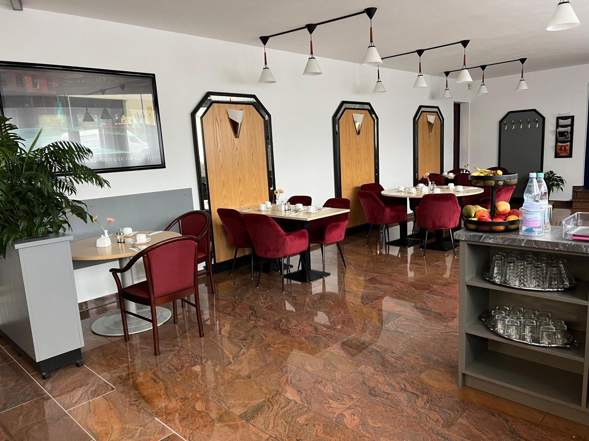 Hotel Aggertal Ґуммерсбах Екстер'єр фото