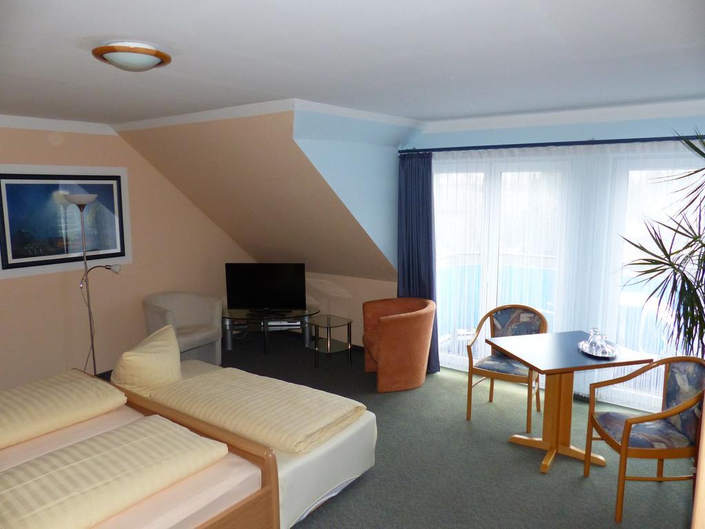 Hotel Aggertal Ґуммерсбах Екстер'єр фото